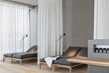 Relax in the spa area - Natürlich HELL Camping & Aparthotel