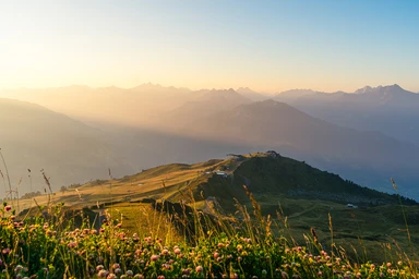 Sonnenaufgang Kaltenbacher Wetterkreuz © Erste Ferienregion im Zillertal / Franz Kupfner