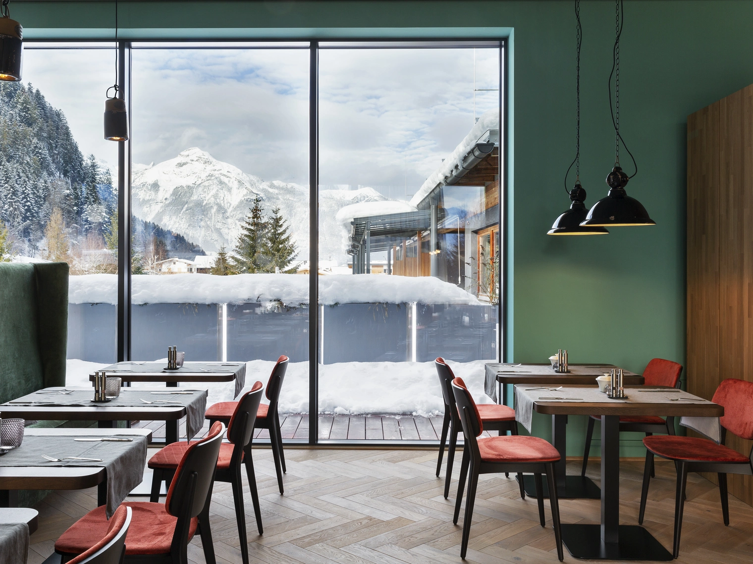 Der Frühstücksraum von Natürlich Hell im Winter.